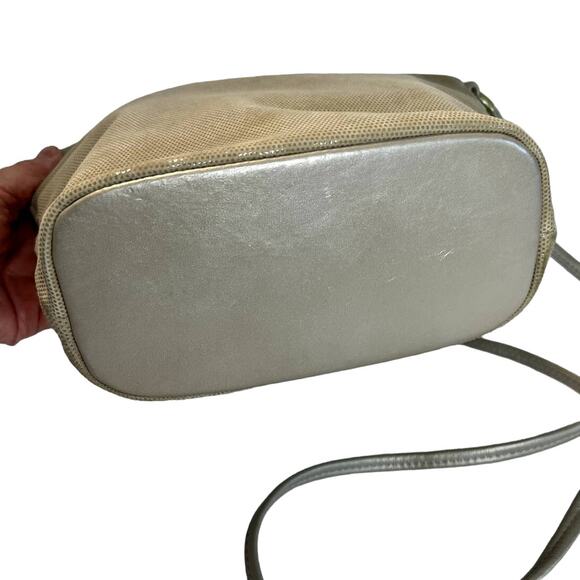 Valerie's Handbag, Tan shimmer Leather crossbody bag, zipper - Picture 8 of 9